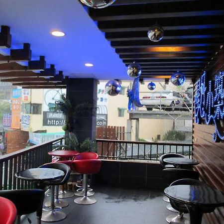 Star Moon B&B Nantou Exterior foto